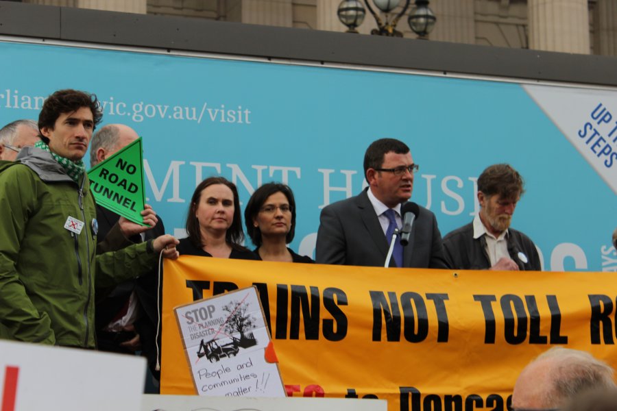 Daniel Andrews - Trains Not Tolls Rally at Parliament House - 20 August 2013