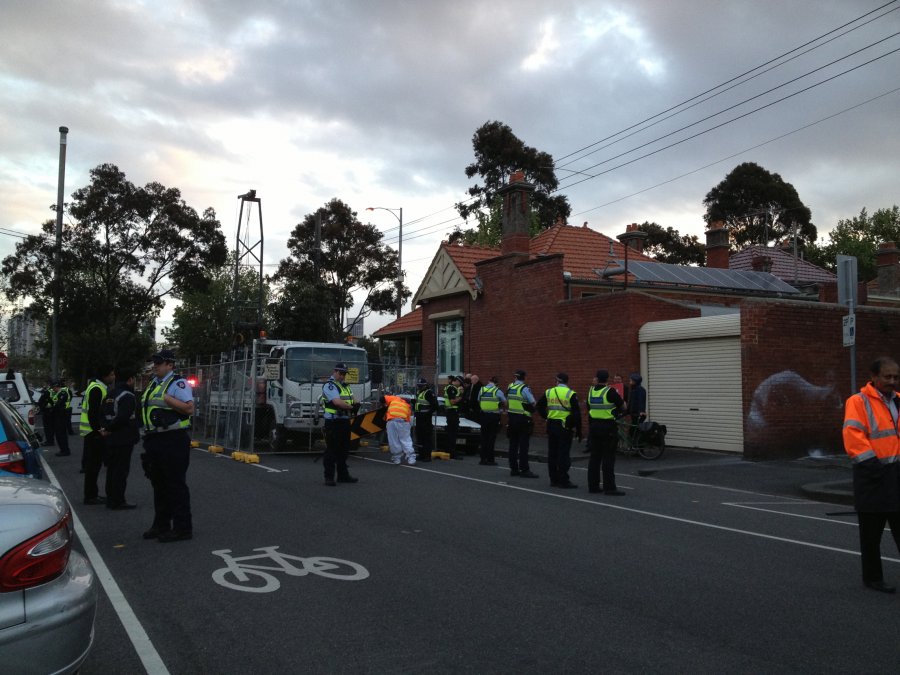 Tunnel Picket: Day 7 - When the sun sets over Carlton